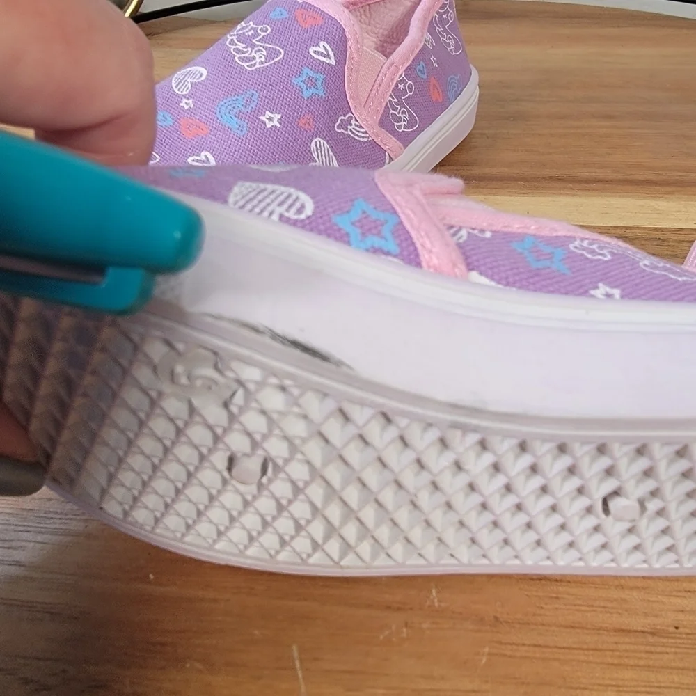 Canvas Slip on Loafers Sneakers Unicorns Rainbows Hearts Stars Print Size 5